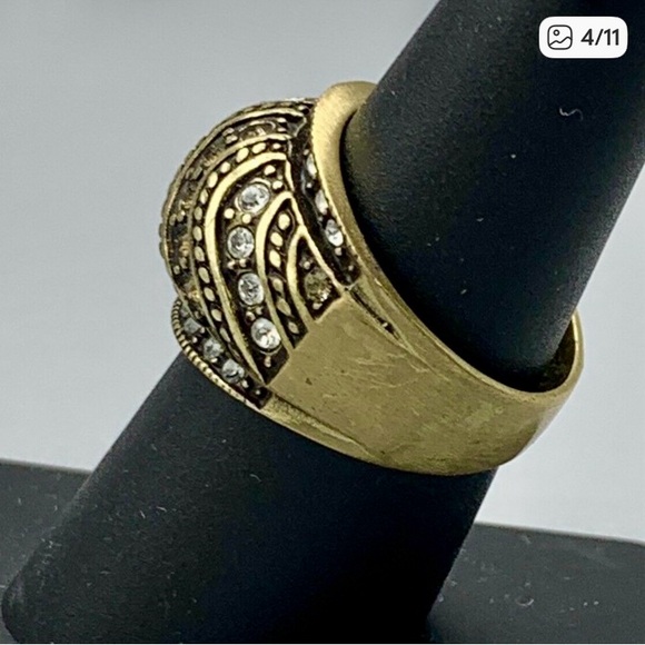 Heidi Daus Rhinestone Ring Size 7.75 Rhinestone Covered - Picture 4 of 11